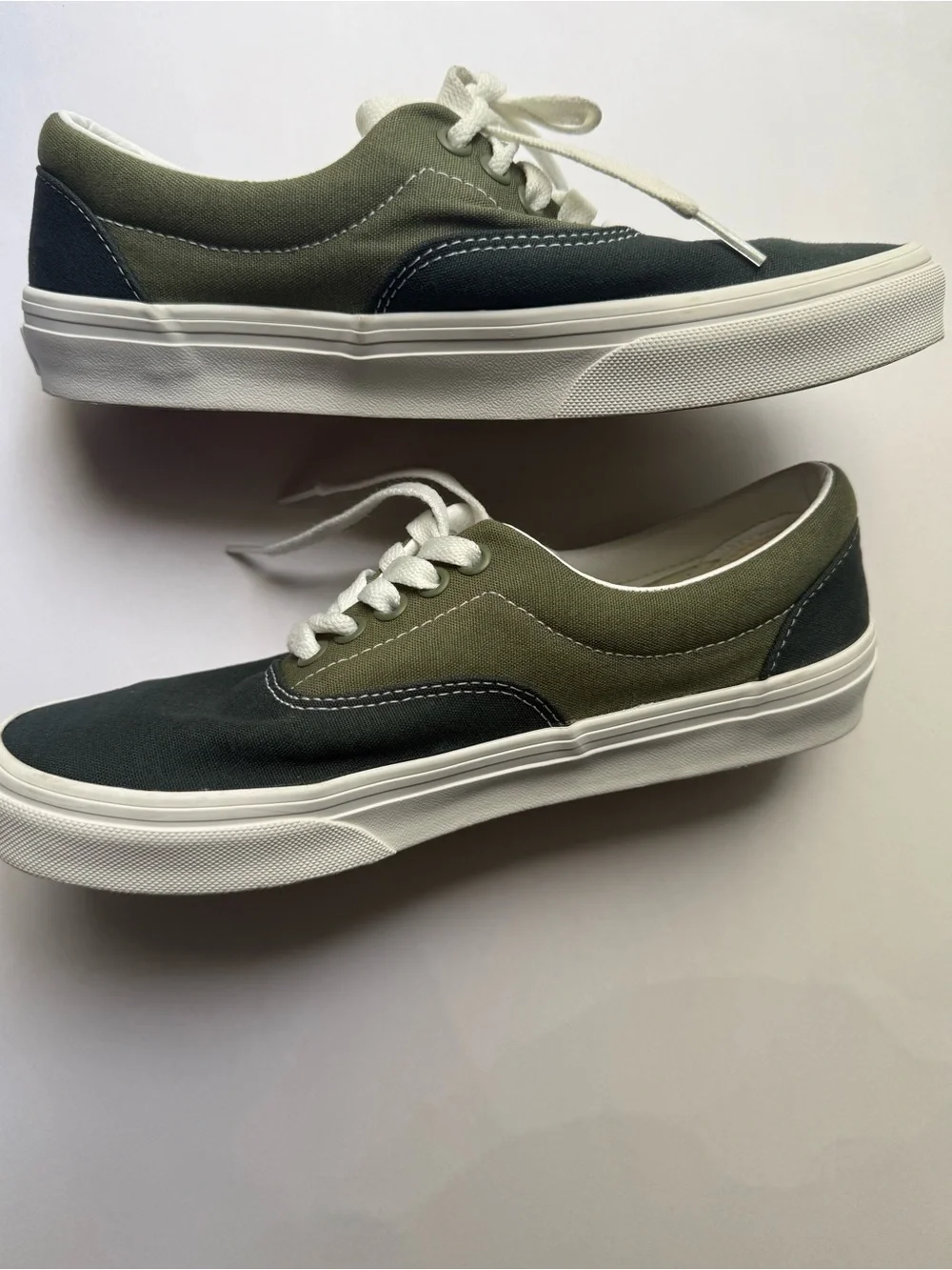Vans classic low